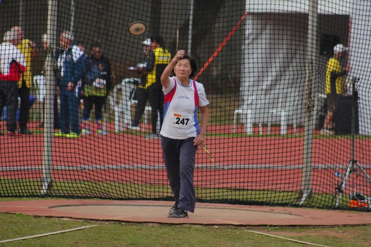 Paulista de Atletismo Master: atleta de 90  anos bate recorde no lançamento do disco